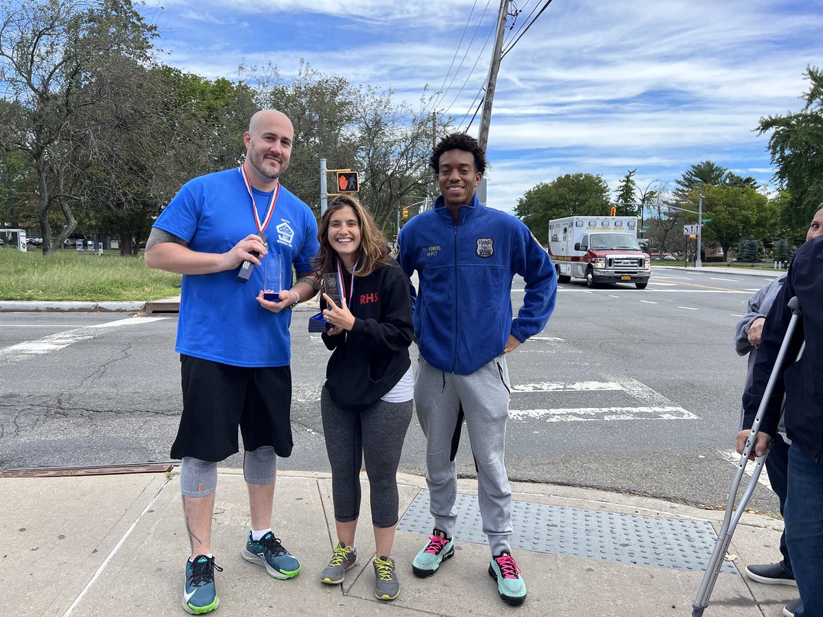 NYPD49Pct's tweet image. A beautiful morning for an amazing run‼️ Thank you to everybody for attending our Annual 9/11 Memorial 5K Run..Clergy Council 49th Precinct Marjorie Velazquez  Montefiore Medical Center Hutchmetro Center #neverforget #nypdexplorers #nypdauxiliary