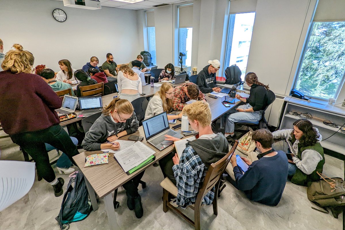 Biophysics@McMaster (@macbiophysics) on Twitter photo Just wanted to share a photo of my 1st year biophysics class' office hours from yesterday. Super happy to see all the people chatting and talking about science; this is exactly what active learning should look like! ๐๐ฅฐ๐ฌ๐. <a href="/McMasterU/">McMaster University</a> <a href="/McMasterScience/">McMaster Faculty of Science</a> Just wanted to share a photo of my 1st year biophysics class' office hours from yesterday. Super happy to see all the people chatting and talking about science; this is exactly what active learning should look like! ๐๐ฅฐ๐ฌ๐. <a href="/McMasterU/">McMaster University</a> <a href="/McMasterScience/">McMaster Faculty of Science</a>