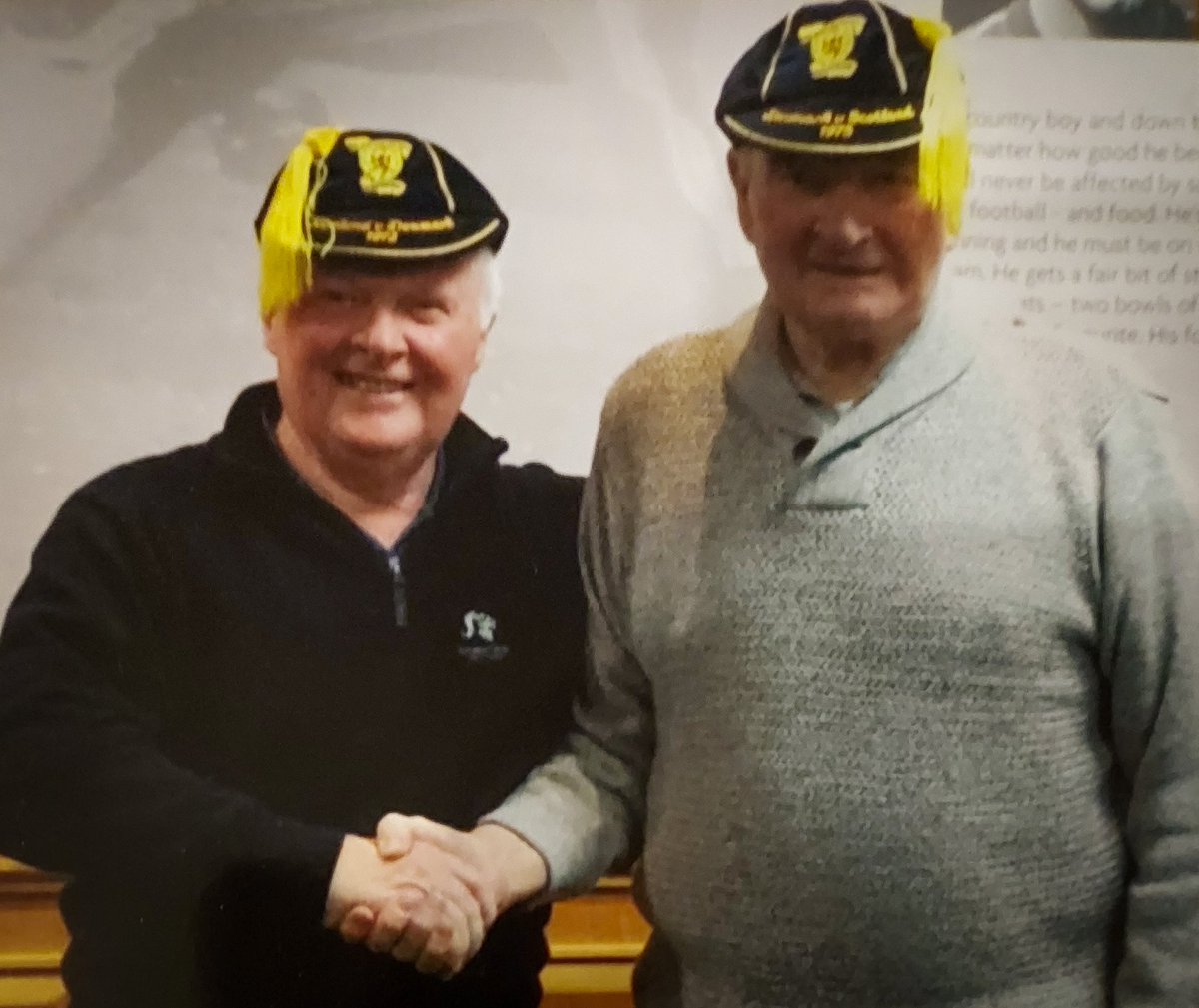 Hi chums..🐶..
It's been a sad week. We lost Granda on Monday. Rest in peace Granda..💔.. #DogsofTwittter #Dogsarefamily 
#dalmatian #family ❤️