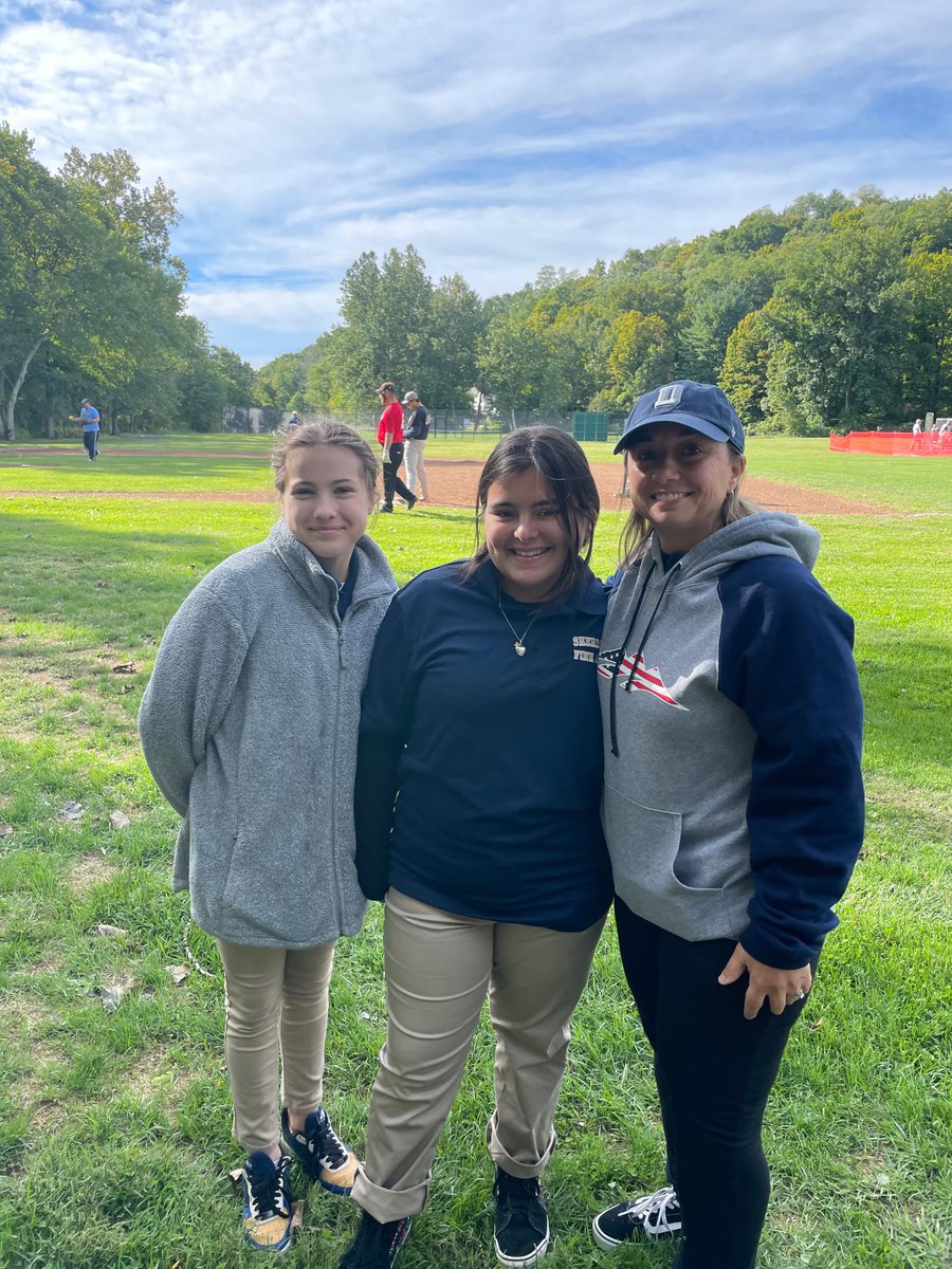 ShermanSchoolCT's tweet photo. Sherman Softball Tournament with members of The Sherman School representing! Happy Acres Farm is also hosting an Open House until 4 p.m. today. What a beautiful Saturday for it! #CommunityConnections https://t.co/ZdTJxwhp2B