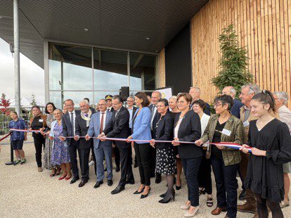 Ravie avec @AndreMARTIN126 de représenter @C_MORANCAIS à l’inauguration de l'Aqualoire à #maugessurloire .Un complexe aquatique énergiquement vertueux au service des habitants,de l’attractivité et de la vitalité du territoire #ruralite. Invest. soutenu par région @paysdelaloire