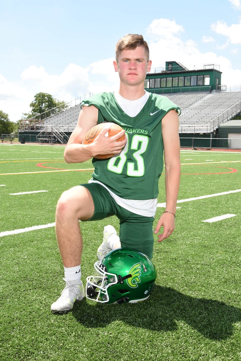 DubCQuakers's tweet photo. FB | Three receptions for 52 yards from Ace Taylor, but a sack stalls the @DubC_Football drive in the red zone. This dude is good from 23 and the Quakers lead 3-0 at Capital. #WeAreDubC #QuakerStyle #d3fb https://t.co/Uc36puRcjt