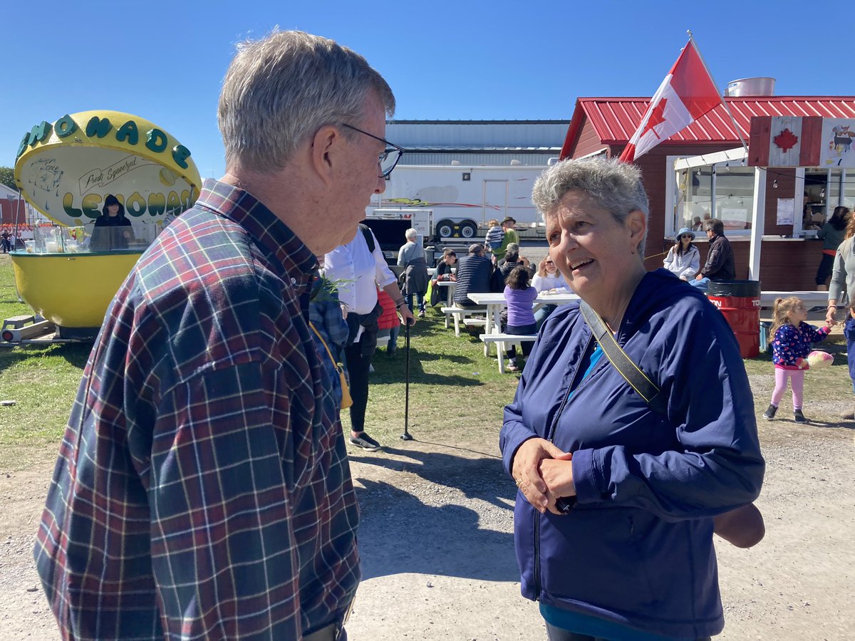JimWatsonOttawa's tweet photo. Itβs a great pleasure to be at the 159th Annual Carp Fair alongside Councillor @Eli_ElChantiry and MP @JennaSudds. The work of so many volunteers over the years has helped the Carp Fair grow to become one of the largest agricultural fairs in the National Capital Region. #carpfair https://t.co/X6FTkftJL1