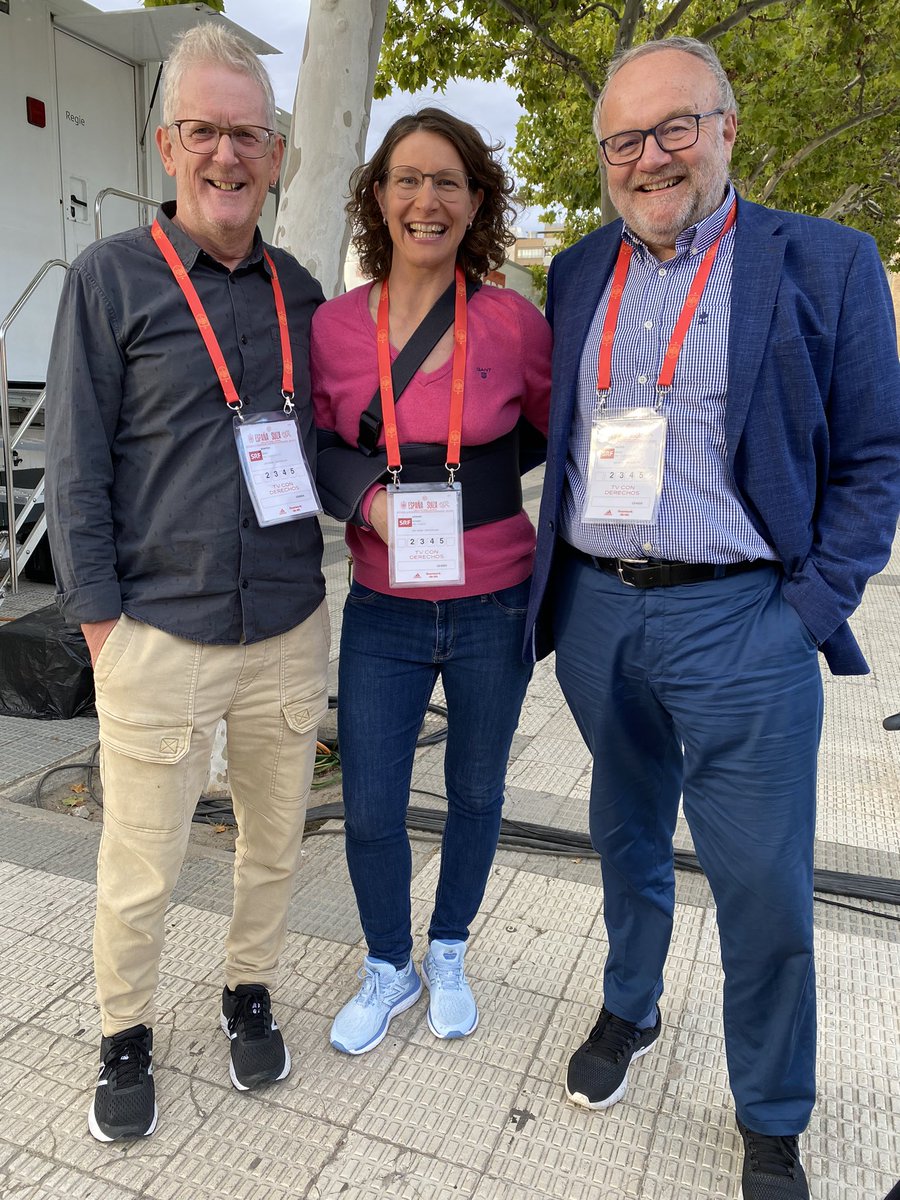 ka_lehmann's tweet photo. Das Trio ist wieder komplett und ready für Fussball live auf #SRF3. Nationsleague ESP-SUI ab 20.45 Uhr zusammen mit meinen Lieblingskollegen @MarcelMelcher und @peter_schnyder #radio #live @srfsport https://t.co/5vnAtAOHWM