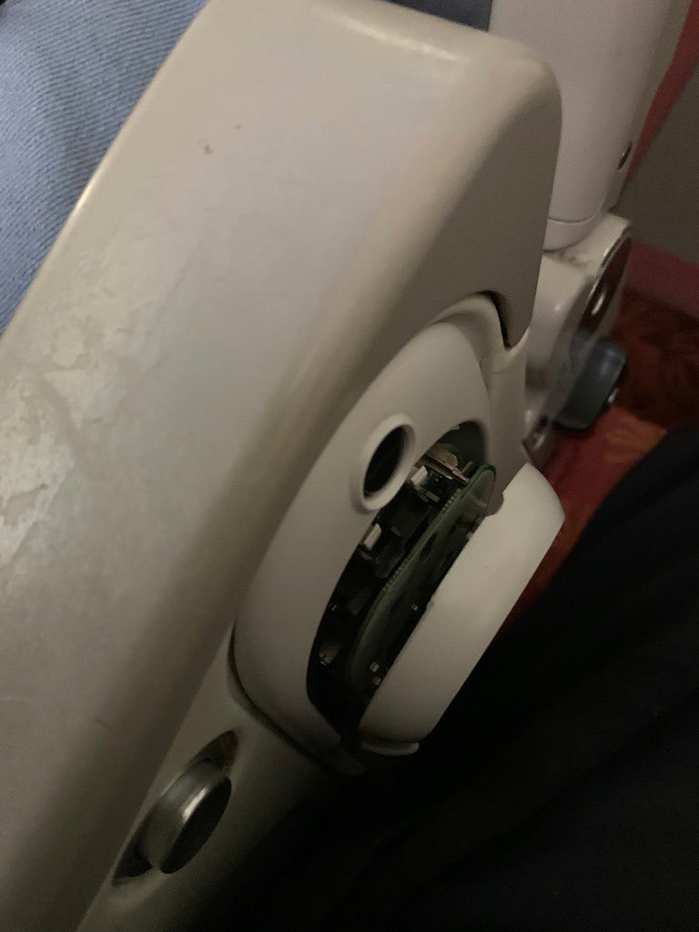 BenthicMarine's tweet photo. @airindiain I won’t go away, you will need to resolve this https://t.co/iTbcInqGil