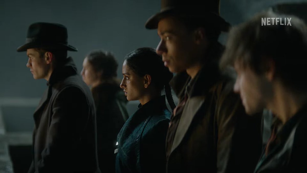 lady0fheartssi's tweet photo. 7. This could be before the infiltration of Hellgate because I remember Inej was wearing something else there, OR after and they're trying to convince Matthias to join them or none at all I NEED A REREAD besties.
#SixofCrows #ShadowAndBoneTeaser #ShadowAndBone https://t.co/dOzGoekbMB