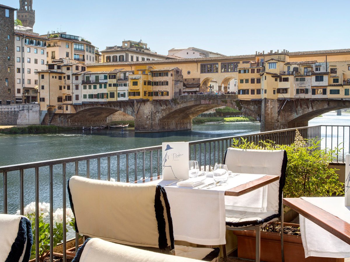 Kempinski's tweet photo. Visit Florence & Rome with Lungarno Collection. Book the Sensational Suite offer to get the best sunsets, VIP treats & unique experiences at the Salvatore Ferragamo stores: https://t.co/ArGh3hFhPb
@GHADISCOVERY #GHADISCOVERY #RewardingLifesJourneys #LungarnoCollection https://t.co/dojzSoZZiH
