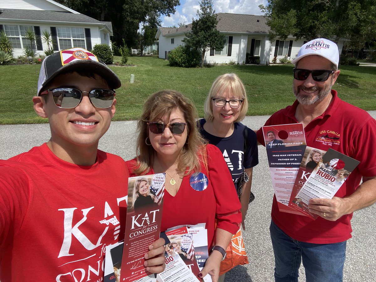JarrodRodrigue1's tweet photo. #TeamKat is on the move in Marion County this Saturday!
Had fun leading this group of dedicated volunteers who braved the Florida heat to knock some doors. #FL03 #flapol #KatforCongress https://t.co/V8THxY19Jr