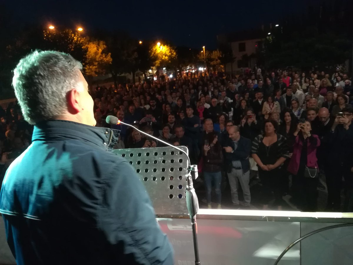 Vito_DeFilippo's tweet photo. Grazie!!! #scegliPd @pdnetwork @PdBasilicata https://t.co/lOK2bM0s6f