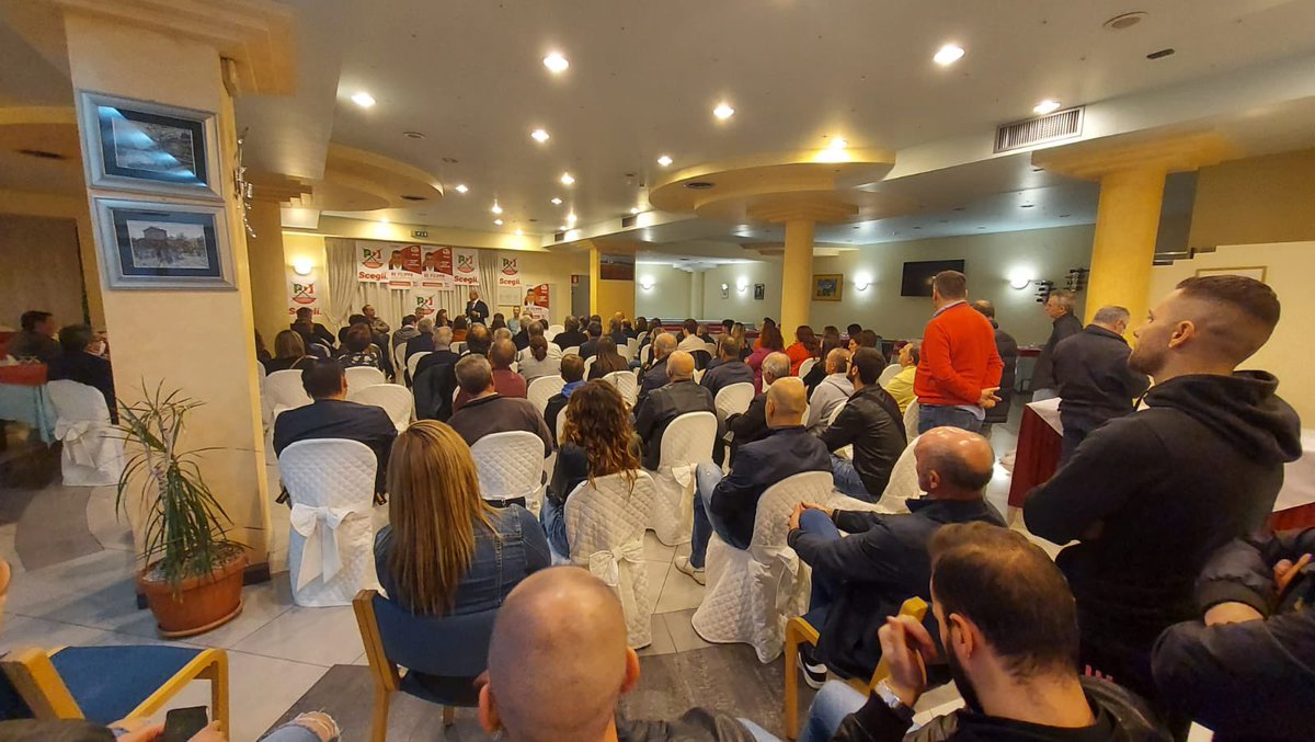 Vito_DeFilippo's tweet photo. Grazie!!! #scegliPd @pdnetwork @PdBasilicata https://t.co/lOK2bM0s6f