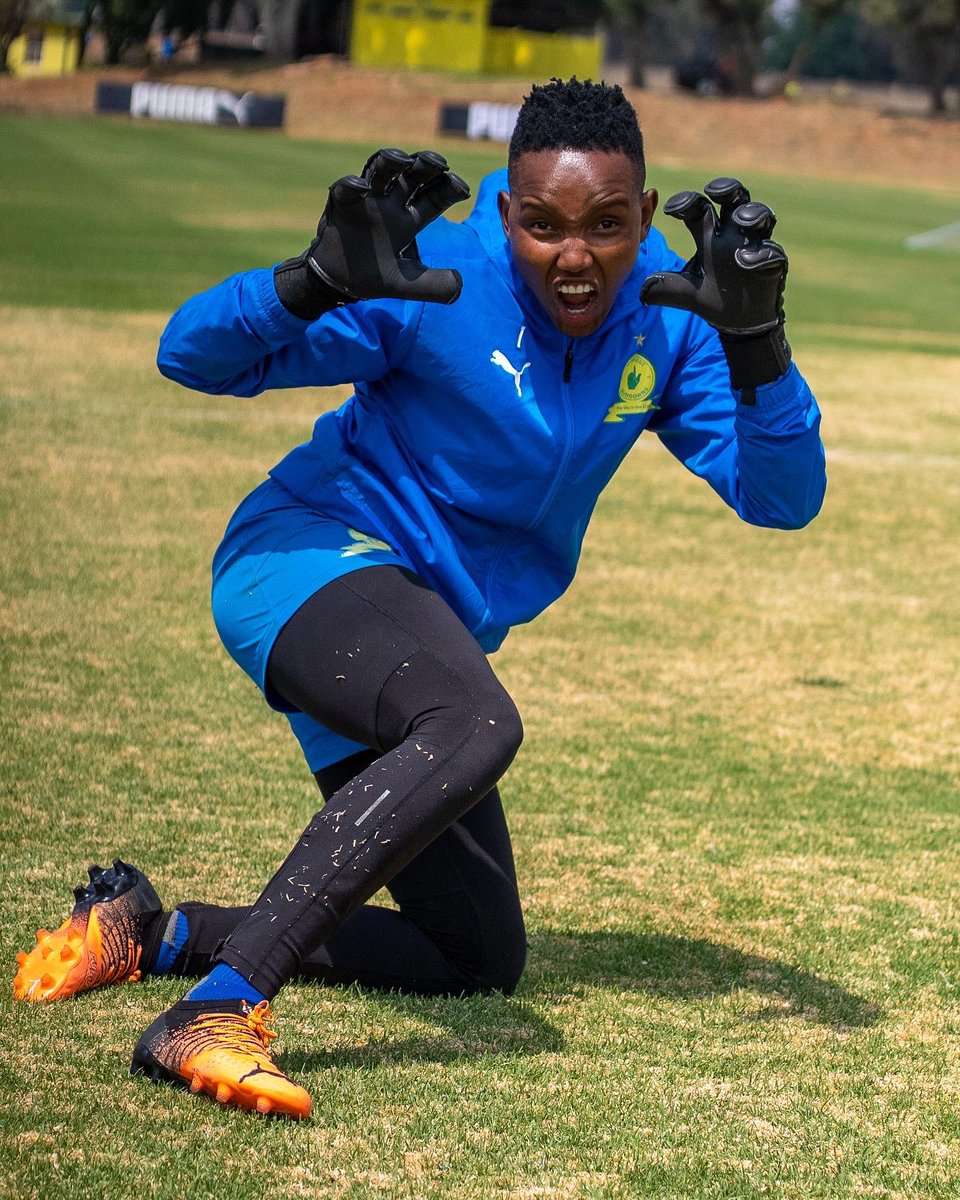 sticks_andile's tweet photo. 🫶🏿 
I played 15years for this beautiful team going to 16! I am happy to be a part of this amazing team!!!! 

Quote: Remember that no one hates someone that has no potential to be great 😊, be yourself and keep going!!! God chose you to be here today enjoy every moment 🤍👅 https://t.co/iZTQJeTvwW