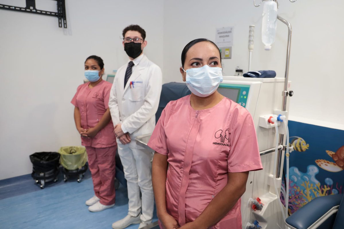 SSalud_Mich's tweet photo. El gobernador @ARBedolla inauguró la unidad de Hemodiálisis del Hospital Infantil Eva Sámano de López Mateos y el área de trasplantes del Hospital General Dr. Miguel Silva. (1/2) https://t.co/NxQXU9nuyG
