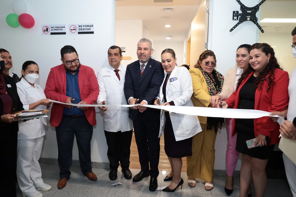 SSalud_Mich's tweet photo. El gobernador @ARBedolla inauguró la unidad de Hemodiálisis del Hospital Infantil Eva Sámano de López Mateos y el área de trasplantes del Hospital General Dr. Miguel Silva. (1/2) https://t.co/NxQXU9nuyG