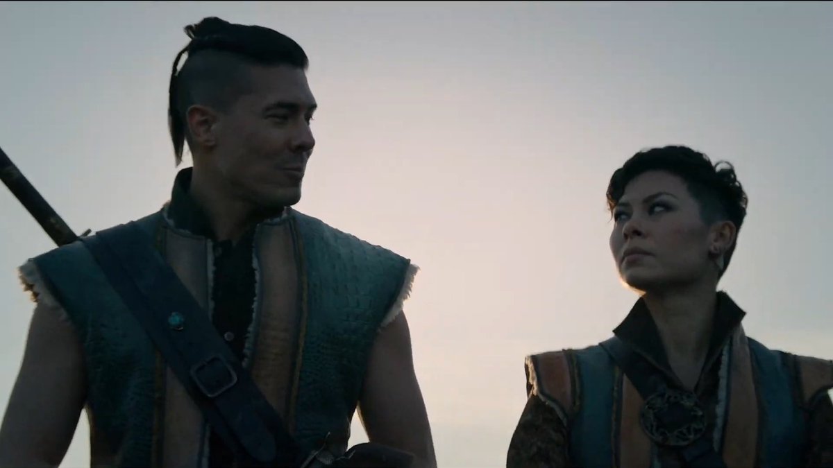 Sapphirebunny2's tweet photo. Ahahahahahaha fave twins #ShadowAndBone #ShadowAndBoneTeaser https://t.co/jh6E0LLlSq