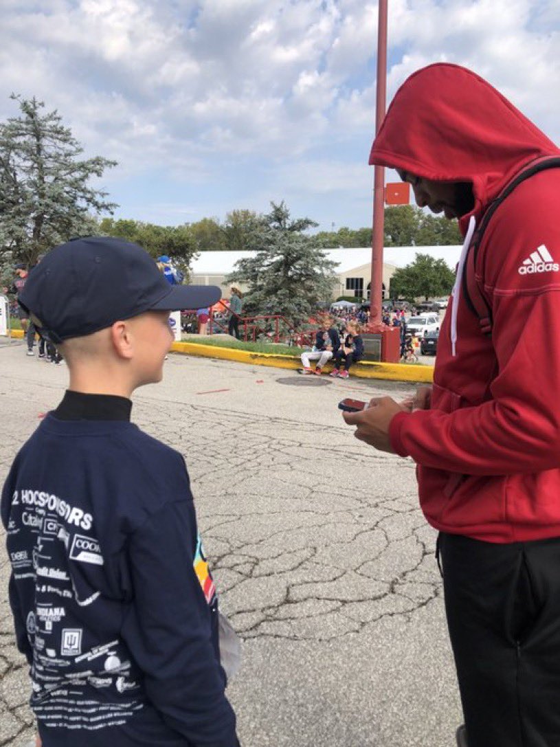 jaquezsmith21's tweet photo. Couldn’t have asked for a better opportunity. Loved being a part of this amazing moment with amazing kids🤞🏾. https://t.co/f6K4YVJuZR