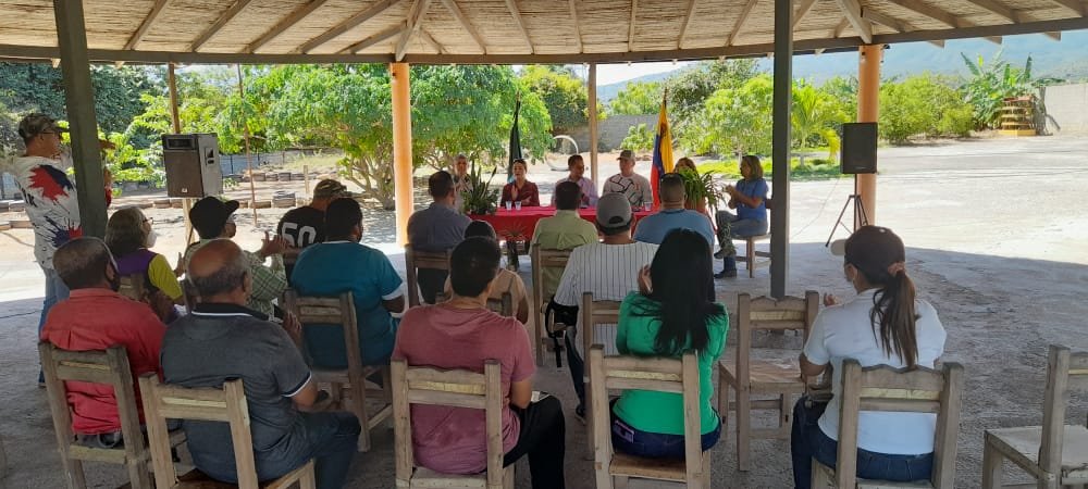 Alcaldía Bolivariana de Palavecino tweet media