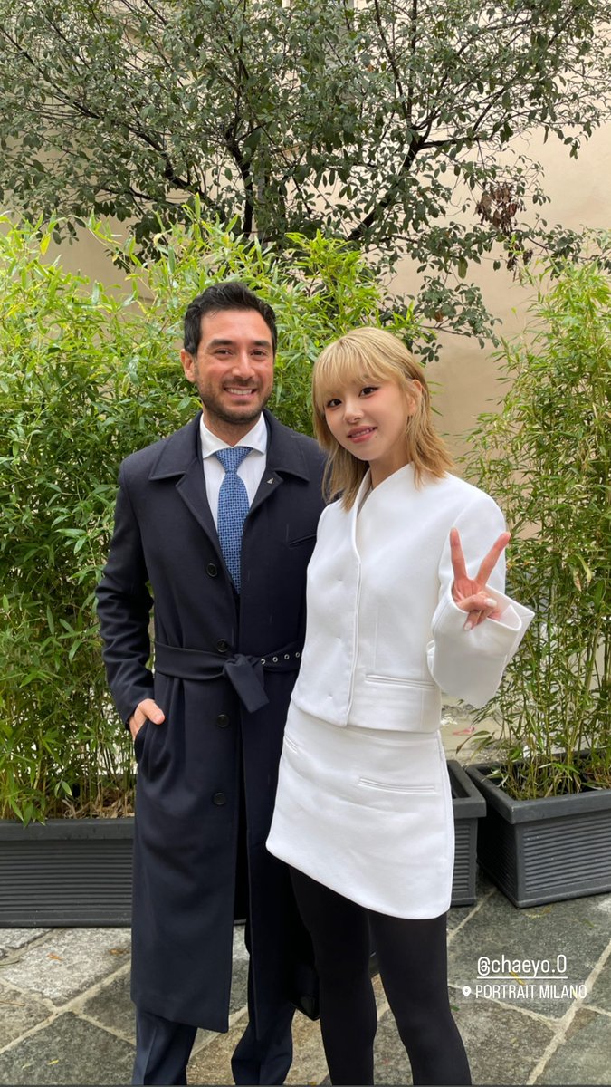 kun_once2129's tweet photo. FERRAGAMO Spring Summer 2023 
https://t.co/vTBmm2YMia 
#채영 #CHAEYOUNG #트와이스 #TWICE 
#BETWEEN1and2 #TalkthatTalk 
#FERRAGAMOxCHAEYOUNG #MFWchaeyoung 
@JYPETWICE https://t.co/Pnb1IxKzEe