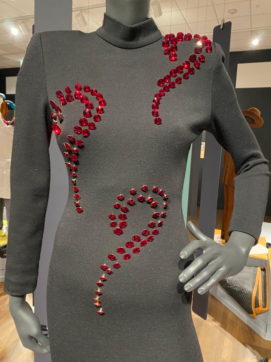 ChicagoMuseum's tweet photo. #OnThisDay in 1954, fashion designer #PatrickKelly was born in Vicksburg, MS. See 2 of his garments & learn more about his life & work in #TreasuredTen: Selections from the Costume Collection. https://t.co/7tbrRdfD3C #CHMCostumeCouncil https://t.co/HsaLJyIMRH