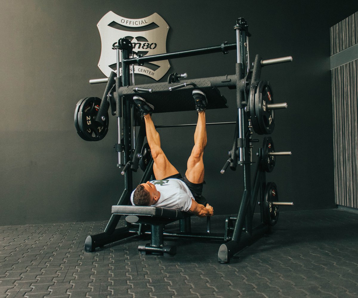 gym80us's tweet photo. What’s the most common day for Leg day? Mondays? Fridays? 
#DropAcomment
P.S Leg day on a #Gym80 Machine is always a good day 💪 https://t.co/dJZUUsrBRH