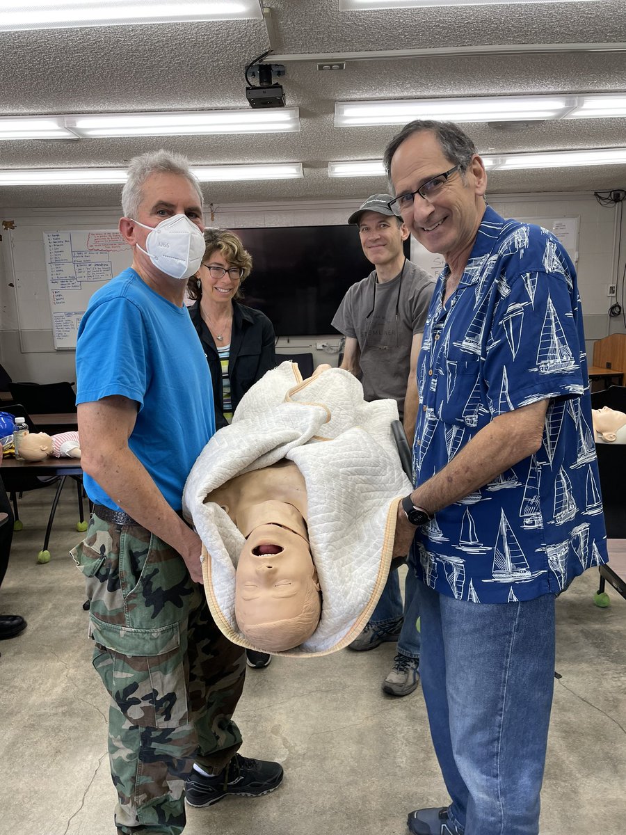 CulverCityCERT's tweet photo. Culver City CERT Refresher in Full Effect π₯ π€ π©Έ
Thank you Culver City Fire Department!
#teamworkmakesthedreamwork #culvercity #cert #ccfd #communityemergencyresponseteam #training #culvercityfire #preparedness @CulverCityFD @CC_Firefighters https://t.co/tRRhjRFtNp