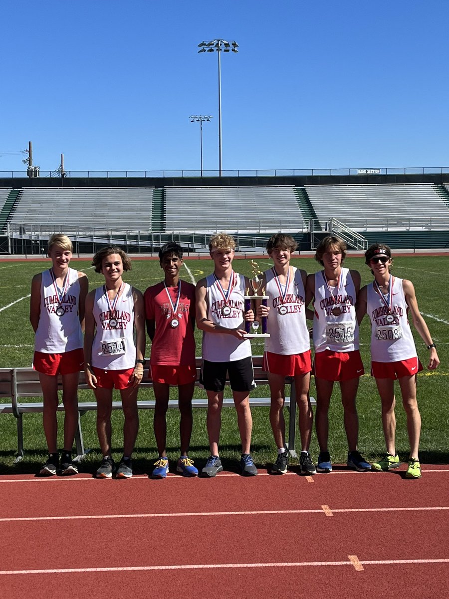 CVXCRunner's tweet photo. The boys team finished 4th at the Carlisle Invite https://t.co/aw8uJORpyN