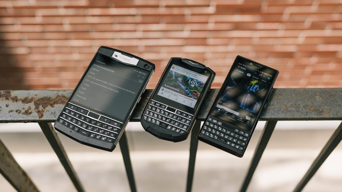 UnihertzDE's tweet photo. Wir sind bestrebt, unsere Smartphones mit vielen Funktionen, fortschrittlich und ein bisschen QWERTZ zu machen!😉

🛍️https://t.co/L8ucurPMAf

#Unihertz #Titan #TitanSlim #TitanPocket #QWERTZTelefon https://t.co/tHj5SHvYvQ