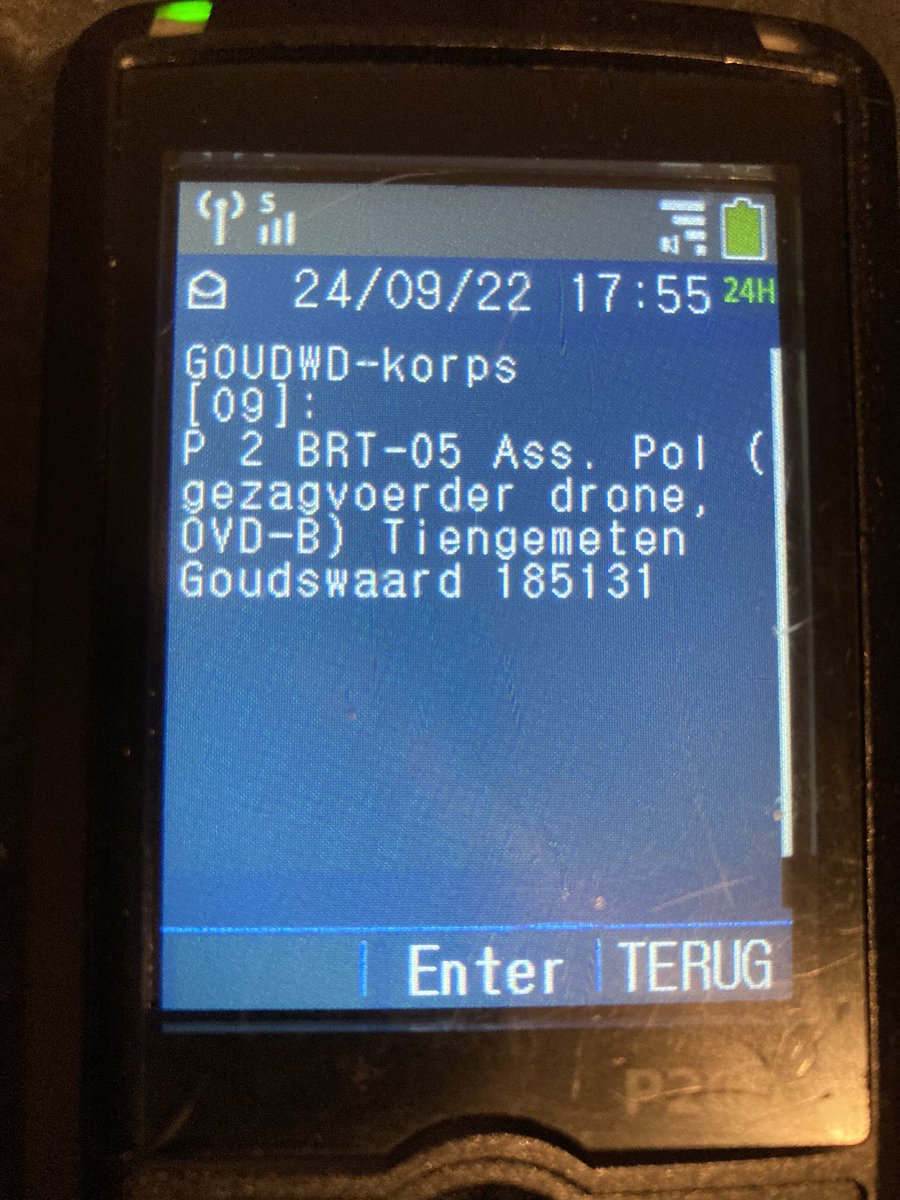 Vanmiddag opgeroepen voor assistentie politie. Een wandelaar was kwijt op #Tiengemeten. Vele hulpdiensten waren aanwezig. De wandelaar is gevonden door <a href="/DePolitieheli/">Politiehelikopter</a>