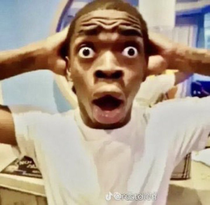 Screwedexe's tweet photo. @VsGayfortniter i am screwed.exe https://t.co/uvqlR2uE8O