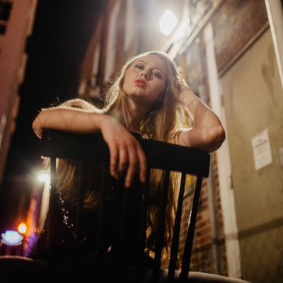 NikkiForbesMus's tweet photo. #EmergencyContact #presave #newmusic #singersongwriter #electronicmusic https://t.co/IiniIRPM2y