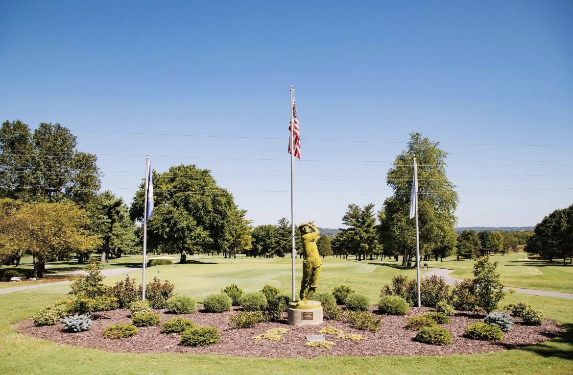 EricCVoss's tweet photo. Excited to announce and continue my career as the new Head Golf Professional at Bowling Green Country Club! Thanks to Daniel Soehren and everyone else that have prepared me for this position! https://t.co/p5uaaHTGoR