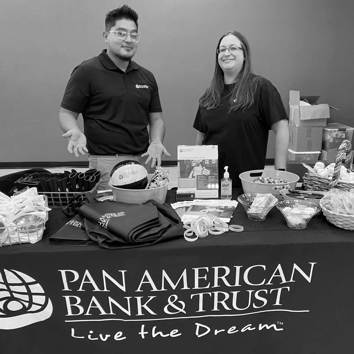 PanAmerBank's tweet photo. PABT enjoyed another great year at the Palatine Chamber’s 2022 Business Expo &amp; Community Showcase with many great exhibitors!

https://t.co/M4jgI1l9VY - Member FDIC

#DreamBigger #BusinessBanking #CommunityBank #RelationshipBanking #Palatine https://t.co/PNl4Qt64Gl