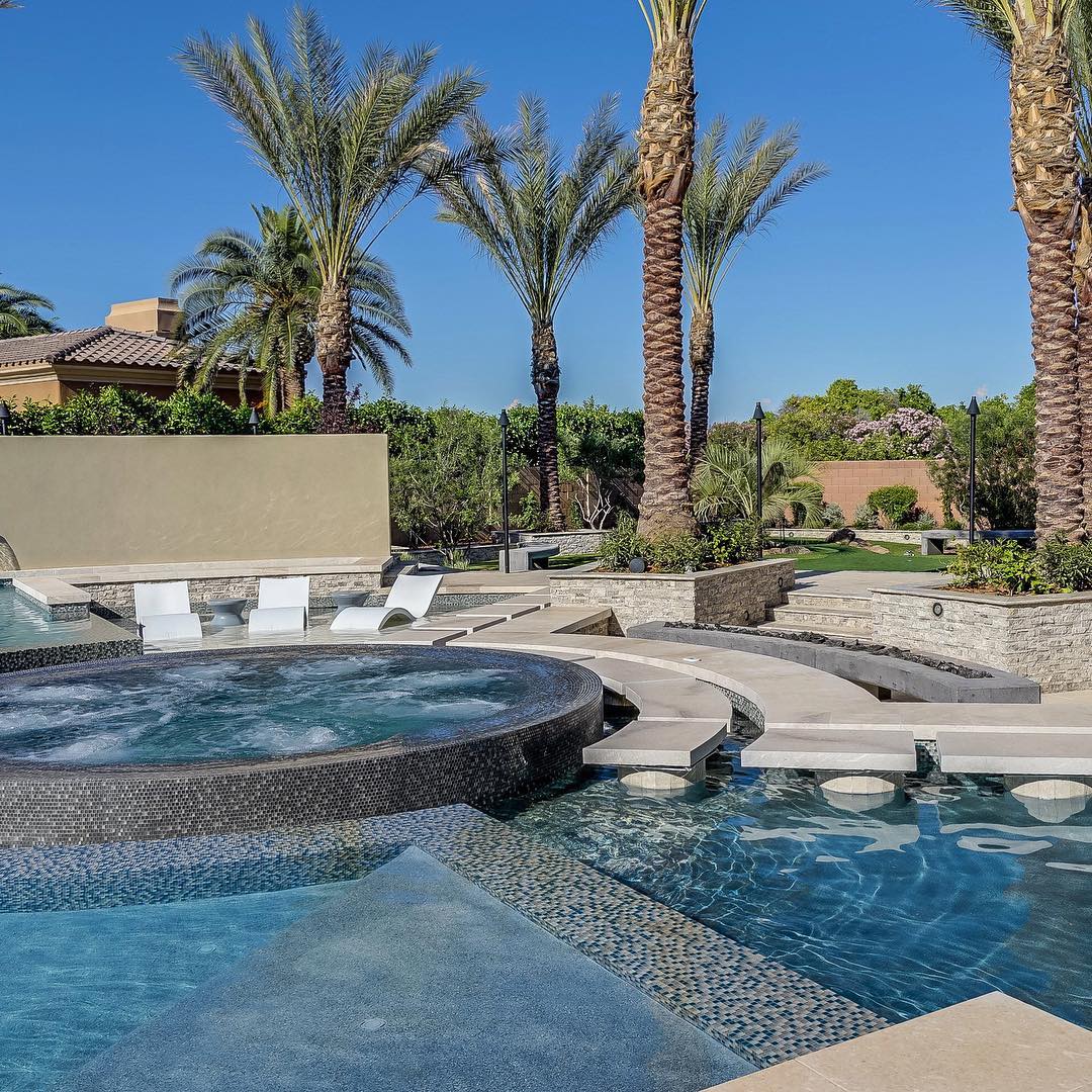 Who needs the ocean when you can relax by a pool and enjoy the view. . . . #luxuryliving #luxurypool