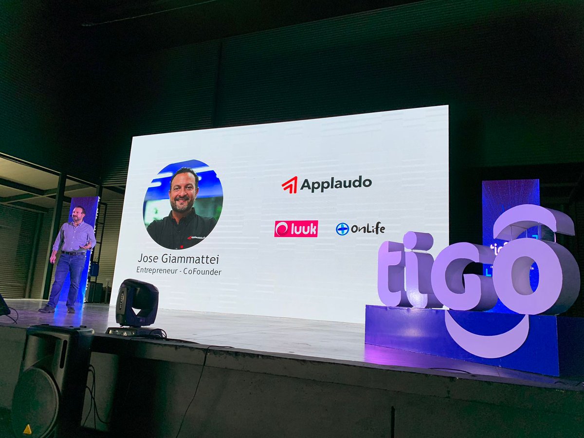 TigoElSalvador's tweet photo. @GiammatteiJose Co-fundador de @applaudostudios se encuentra en el #TigoTechFest y nos habla acerca de "Tecnología hecha en Latinoamérica" ¡No te lo podés perder! https://t.co/G2IC6d4HDf