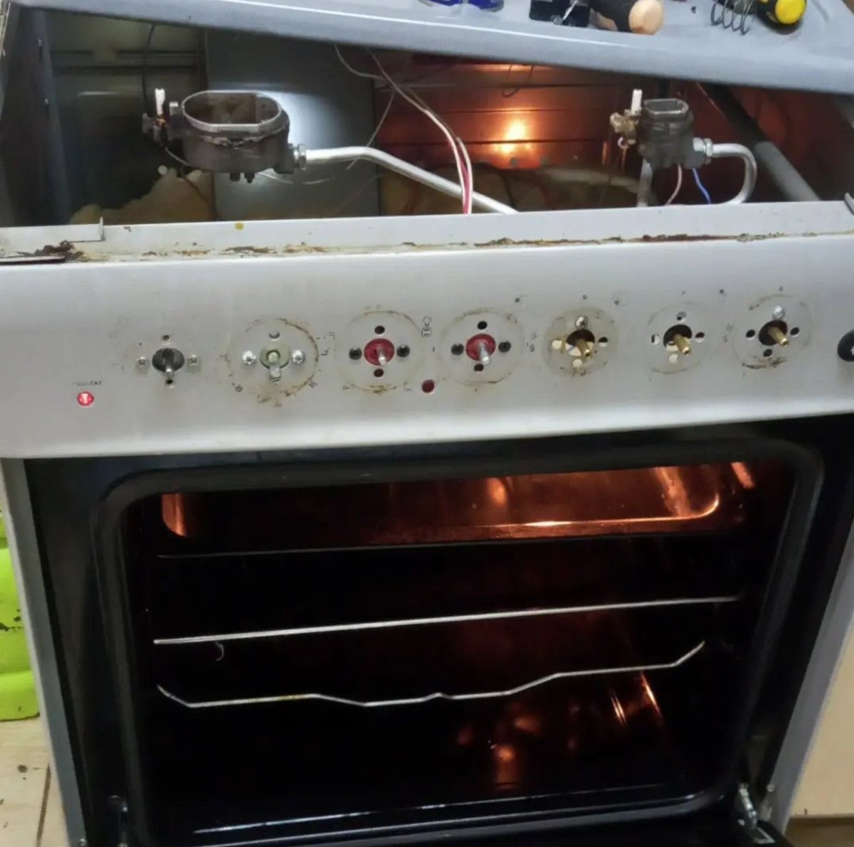 b_onlineservice's tweet photo. Customer satisfaction is key..
#Bonlineservices #homeofallrepair #China #happycustomer #cooker #generalservice meru ....Call us Today......
Nairobi Kenya https://t.co/CquHFQ6Jm0