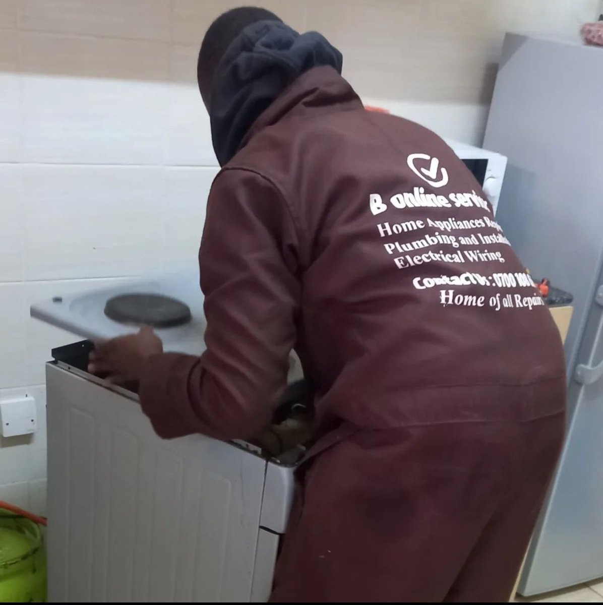 b_onlineservice's tweet photo. Customer satisfaction is key..
#Bonlineservices #homeofallrepair #China #happycustomer #cooker #generalservice meru ....Call us Today......
Nairobi Kenya https://t.co/CquHFQ6Jm0