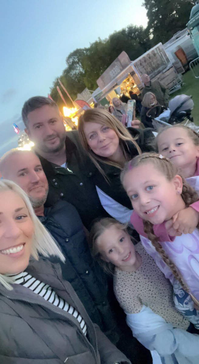 KatieTinkerbe11's tweet photo. #ybf22 @YorksBalloon amazing time https://t.co/bdAWWkARFR