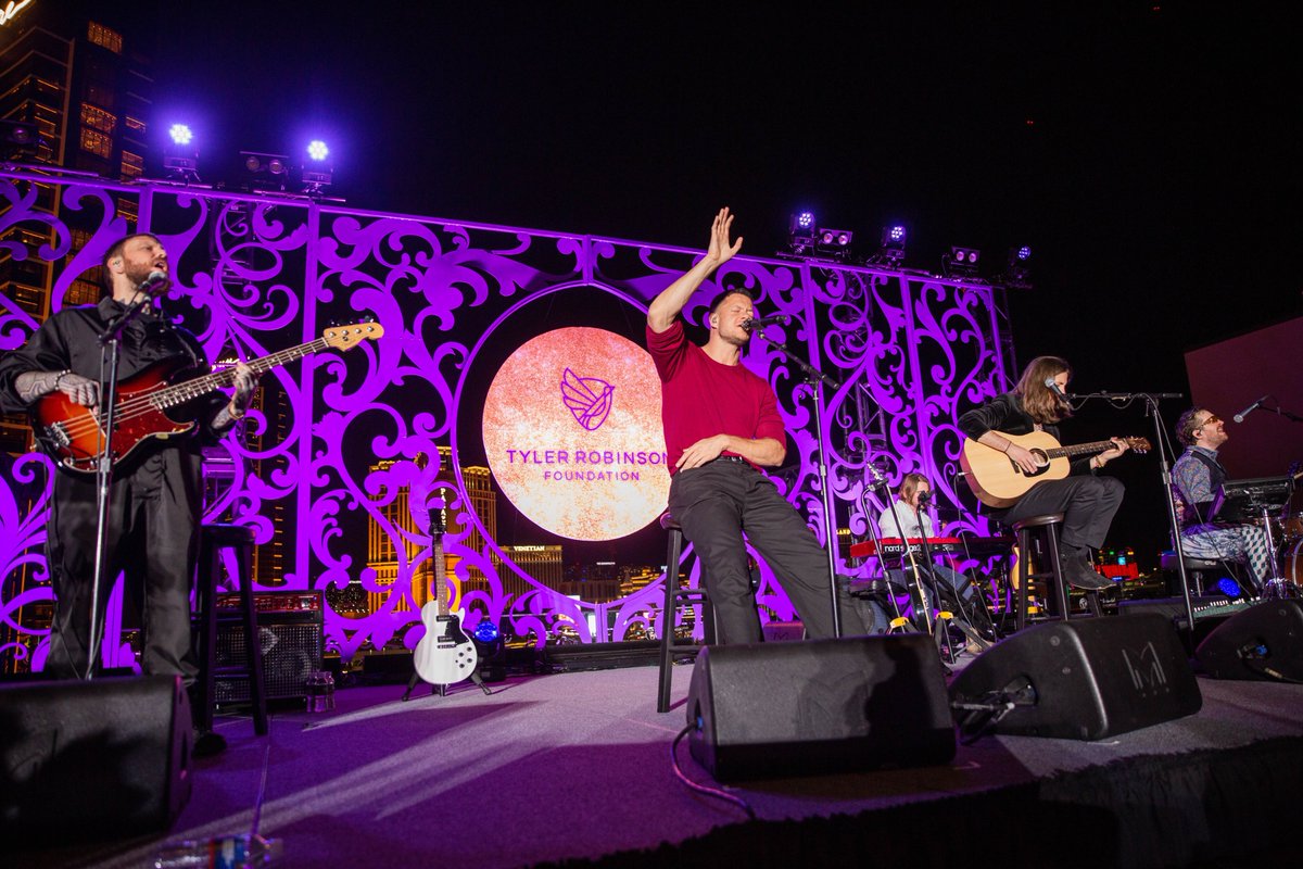 trfdotorg's tweet photo. THANK YOU to everyone who came out to our 8th Annual #TRF Rise Up Gala. 💜 We raised a record-breaking $3.5 million for families affected by pediatric cancer.

We couldn’t do it without YOU.
 
@Imaginedragons
 
#TRFGala #astrongerfamilytogether #ImagineDragons https://t.co/zs2hwWdy8I