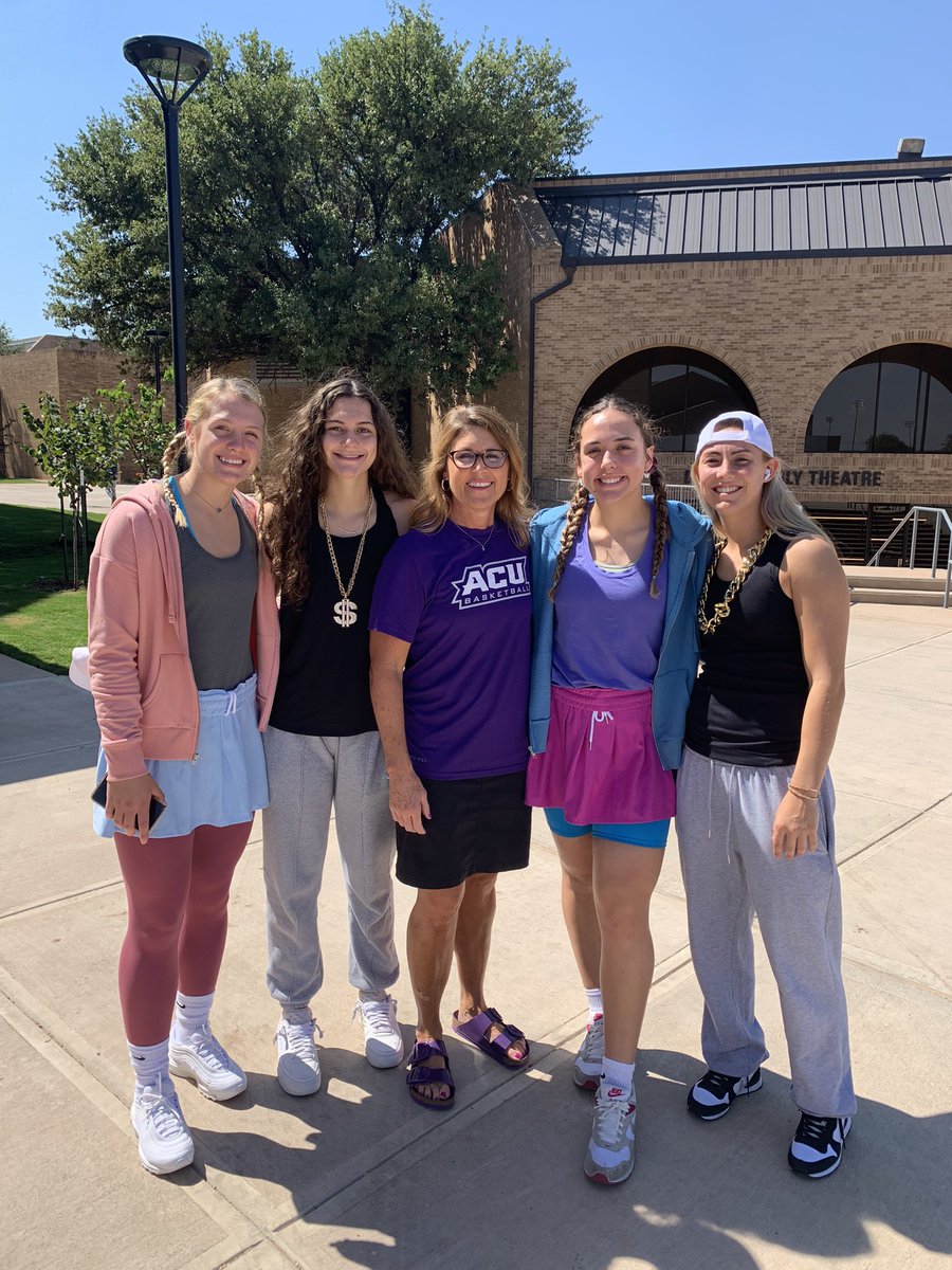 New year, same tradition! <a href="/ACUWBB/">ACU Women’s Basketball</a> rockin out in Freshman Follies! 

<a href="/clairegrahham/">Claire Graham</a> <a href="/ReaganFox24/">Reagan Fox</a> <a href="/hamwilliamsss/">hampton williams</a> @tristinkeller