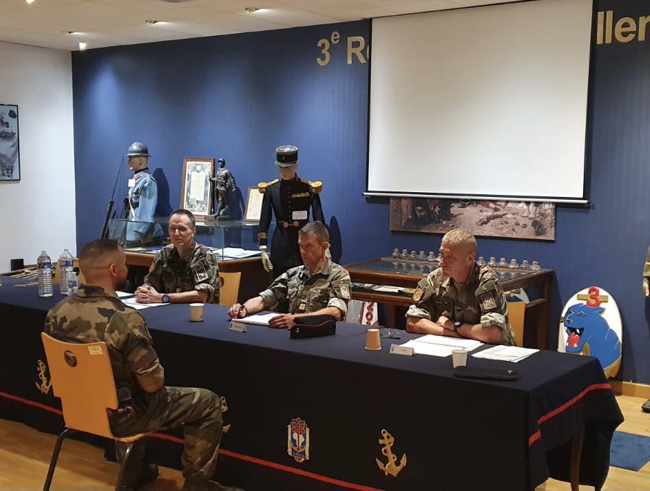 CDC3RAMa's tweet image. Revue d’effectifs: parce que les militaires de réserve du #3RAMa constituent une capacité opérationnelle à part entière, ils méritent toute l’attention.Point de situation personnalisé,moment de dialogue privilégié,acte de commandement. #RéservistesOPS #NosJeunesOPS #RéserveTerre