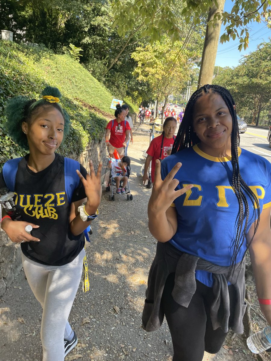 UWG_SGRhos's tweet photo. The ILLUSTRIOUS Lambda Epsilon Chapter participated in Aids Walk Atlanta to show support for local HIV and AIDS organizations. Help Aids Walk Atlanta reach their goal of $1,000,000 by donating to https://t.co/ArUS2dTfoG.💙💛
#sigmagammarho #lambdaepsilon #uwg https://t.co/eJ3l6m5Ghp