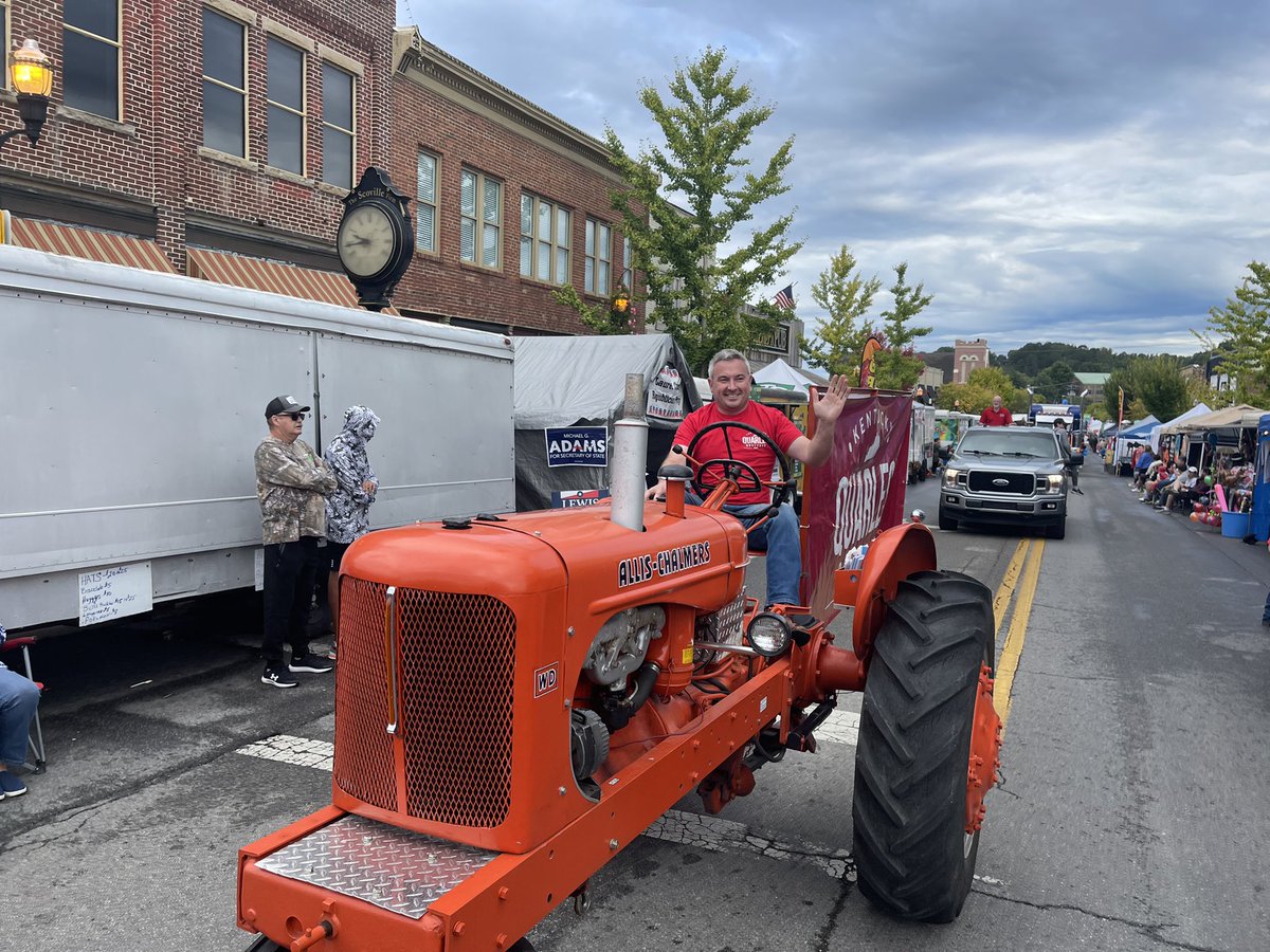 QuarlesForGov tweet media