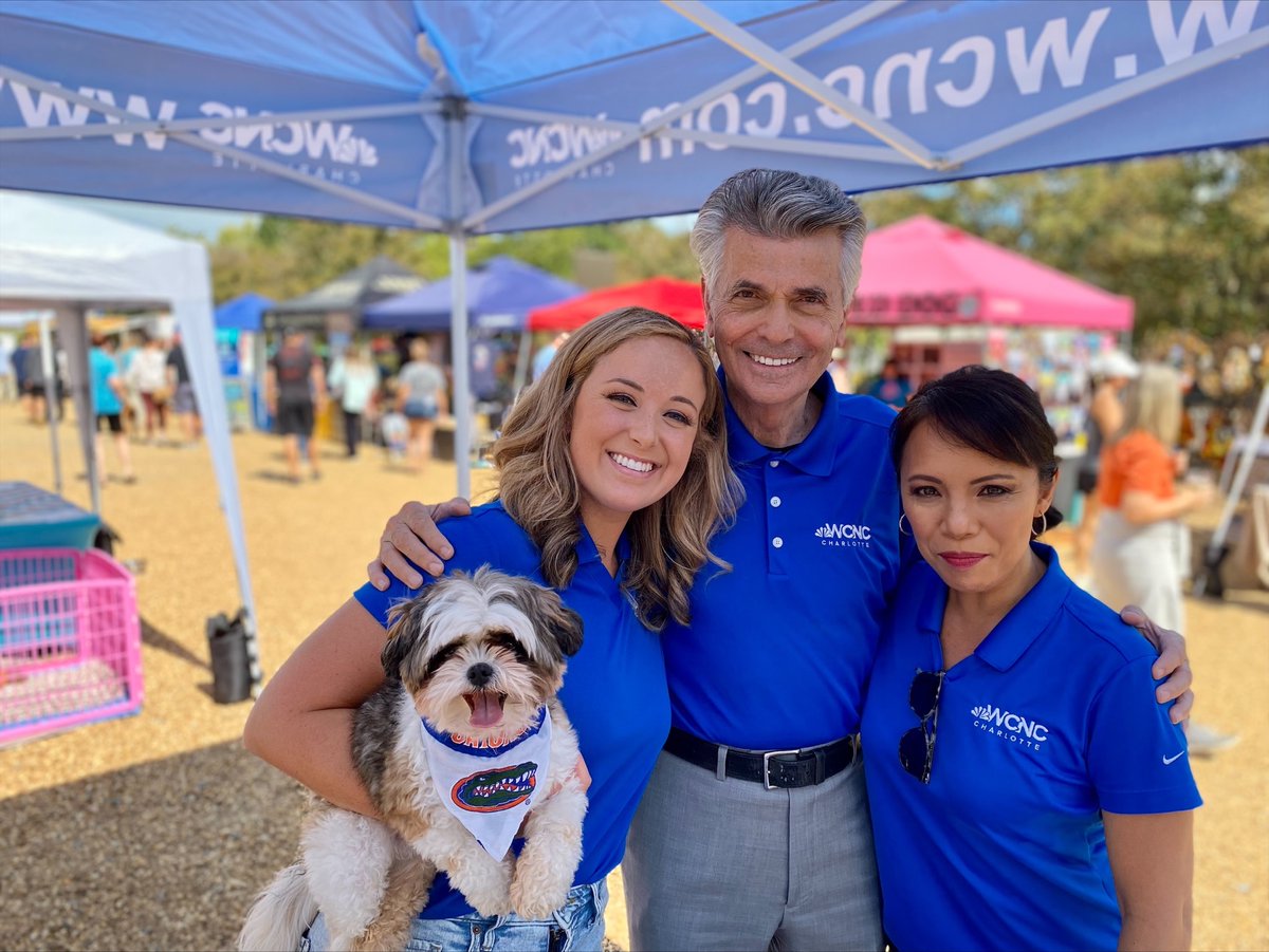 wcnc's tweet image. The fifth annual #PupsNPints event is underway in downtown #Waxhaw under the water tank! The area is filled with dozens of local vendors, food trucks, a beer zone for adults, a kid zone, live music and dogs looking for their forever homes.

MORE INFO: bit.ly/3dNj44m