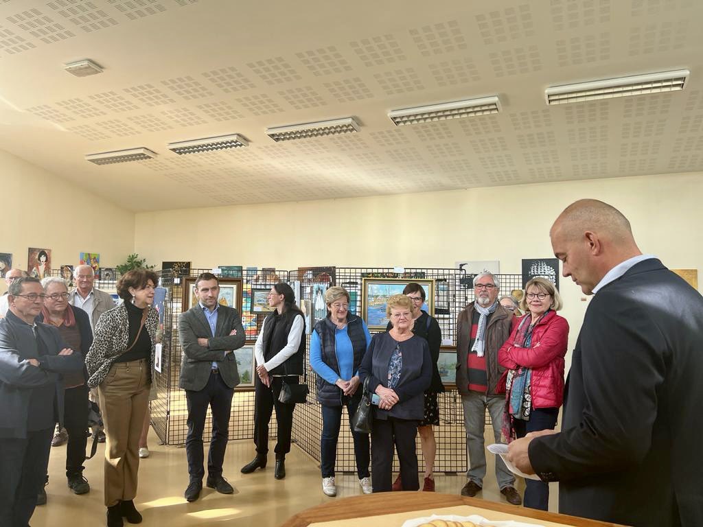 JulienDive's tweet photo. Depuis 2018, avec ma suppléante Marie-Laurence Maître nous portons le projet de démocratiser l’accès à la culture en milieu rural. Aujourd’hui, nous inaugurions « L’art à la campagne » dans le village de #Remaucourt.
#Circo0202 https://t.co/BfBplufgf6