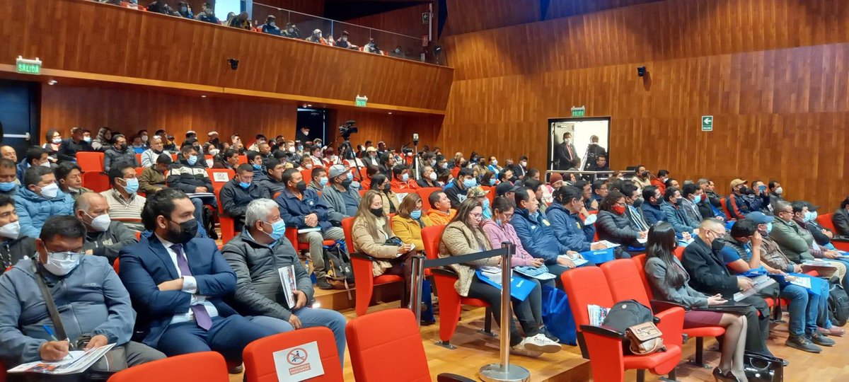 sutecaperu's tweet photo. @sutecaperu presente en la III Escuela Sindical organizada por la congresista @sigridbazan ¡Por un sindicalismo en unidad, fuerte y con estrategia! #construyendonuestrofuturo @uniamericas @2030Agenda @OITnoticias https://t.co/aZelexKJTT
