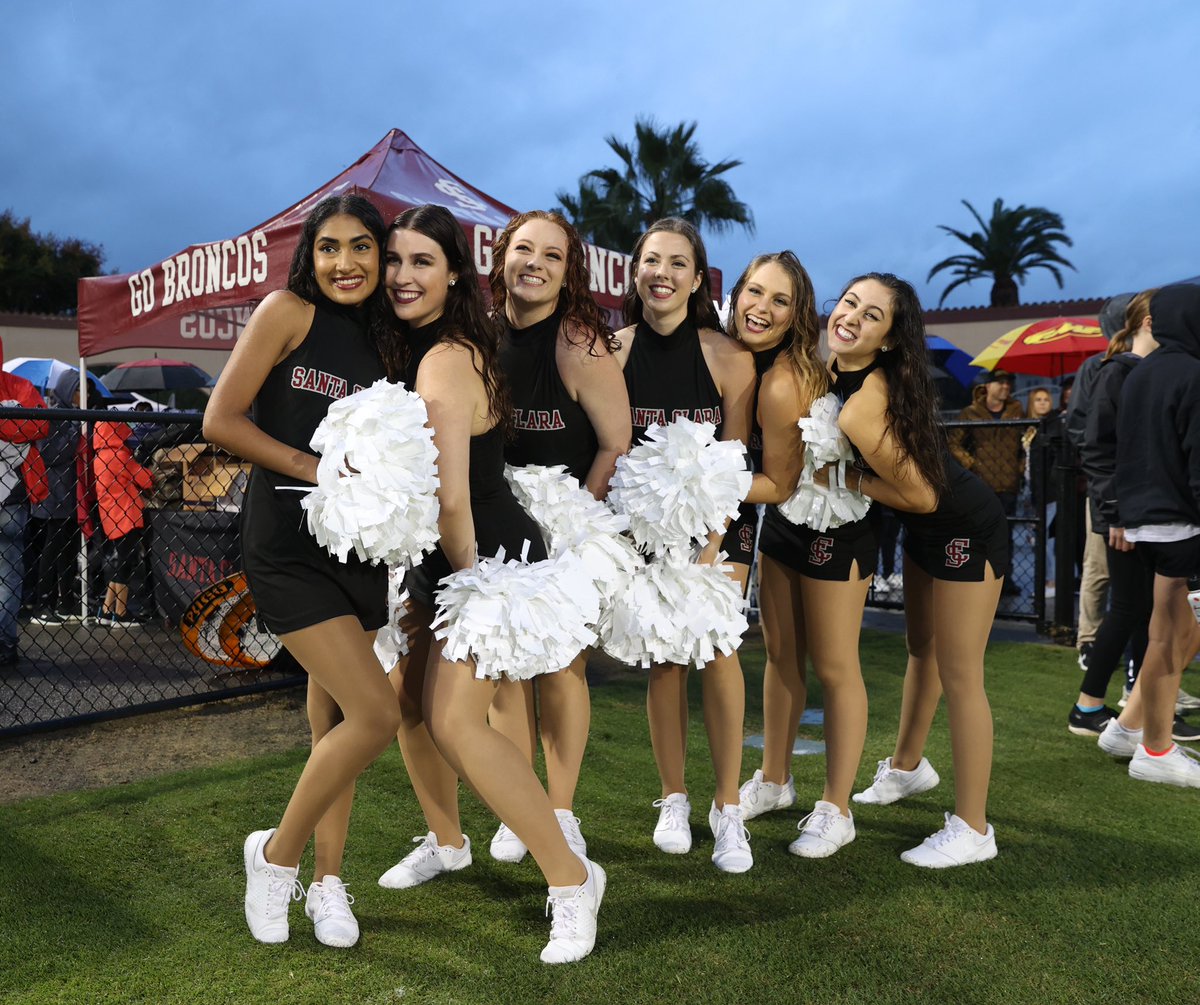ScuDance's tweet photo. Happy Saturday Broncos! Come out to support @SCUBroncoSoccer vs UC Davis tonight at 7:30! We’ll see you there❤️⚽️
#SCUDanceTeam #SCUBroncos #StampedeTogether https://t.co/yz3qESb3Gl