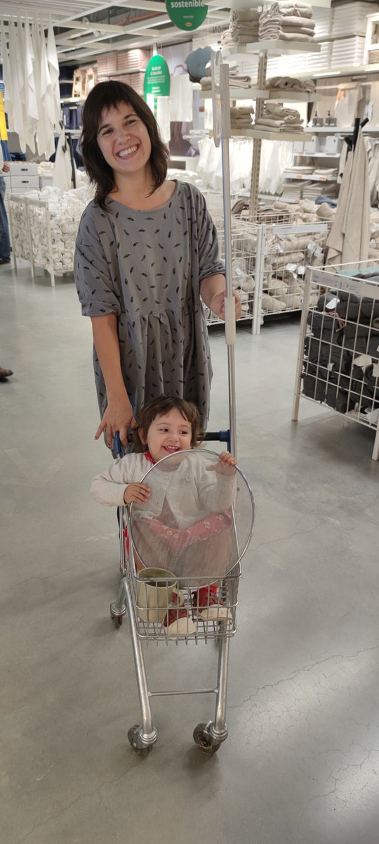 DoloresEnterta1's tweet photo. Hoy hemos estado jugando al Mario kart double Dash 〰️ en el circuito de IKEA #rumrum https://t.co/YNERLYwTts