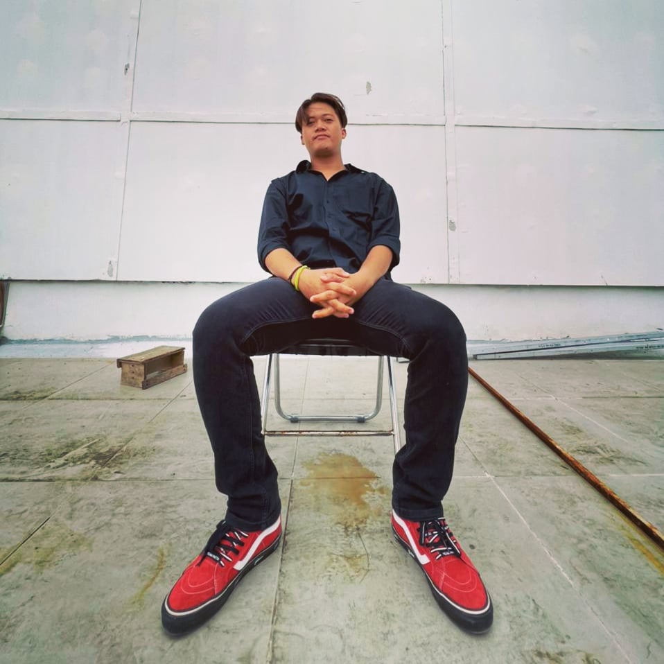 AdeputraAbull's tweet photo. #FotoProfilBaru https://t.co/Qeg2uaV8dQ