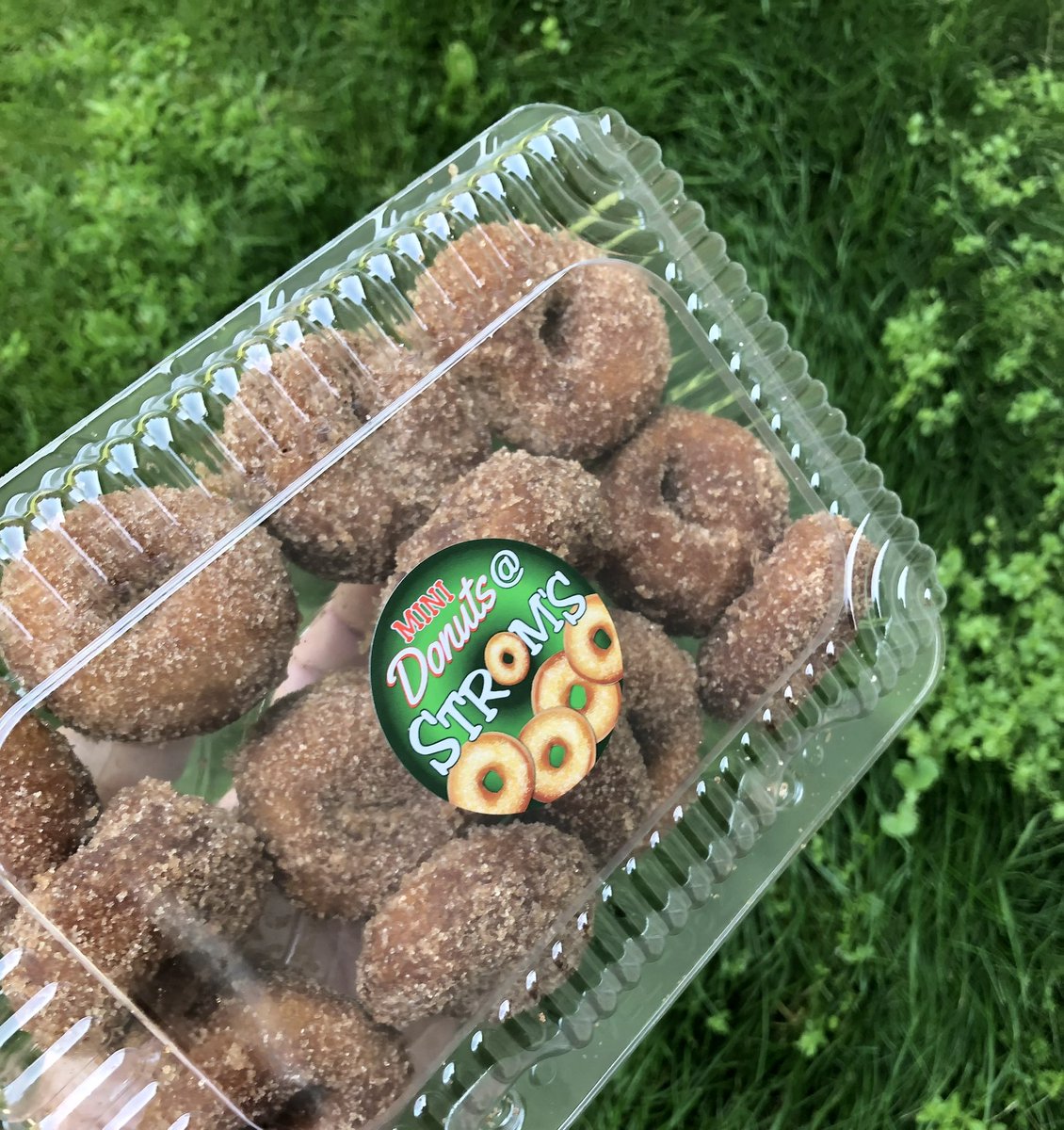 Strom's Farm &Bakery tweet media