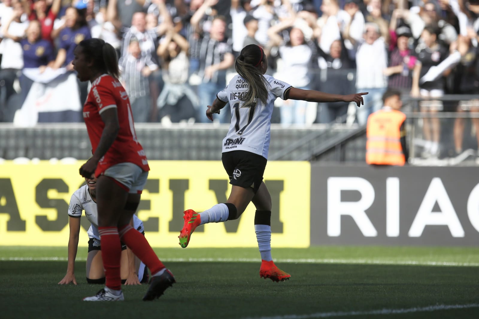 Corinthians 4x1 Internacional, Melhores momentos