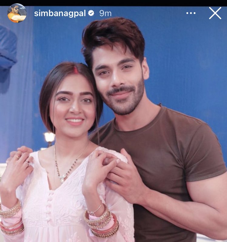 Linaaav98's tweet photo. Happy birthday to Rishabh @SimbaNagpal7 ❤️ So much respect and love for the person you are. Keep shining! ⭐️ 

HAPPY BIRTHDAY SIMBA

Also high time you and @itsmetejasswi give us some more bts pls 😭 #PraRish https://t.co/TYV1I6RGlj